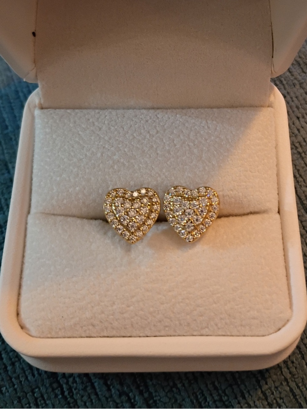 Small Gold Heart Pavé Stud Earrings - Women Jewelry
